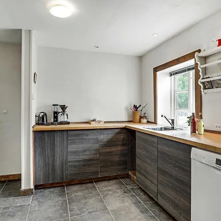 6 Bedroom Cozy In * Gudhjem